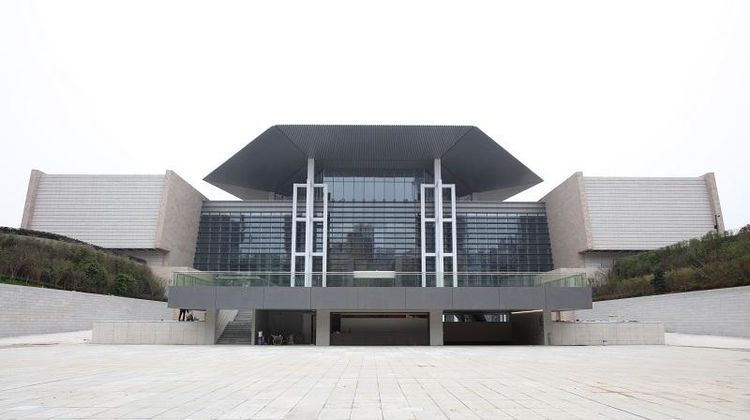 期待在这里与您相遇